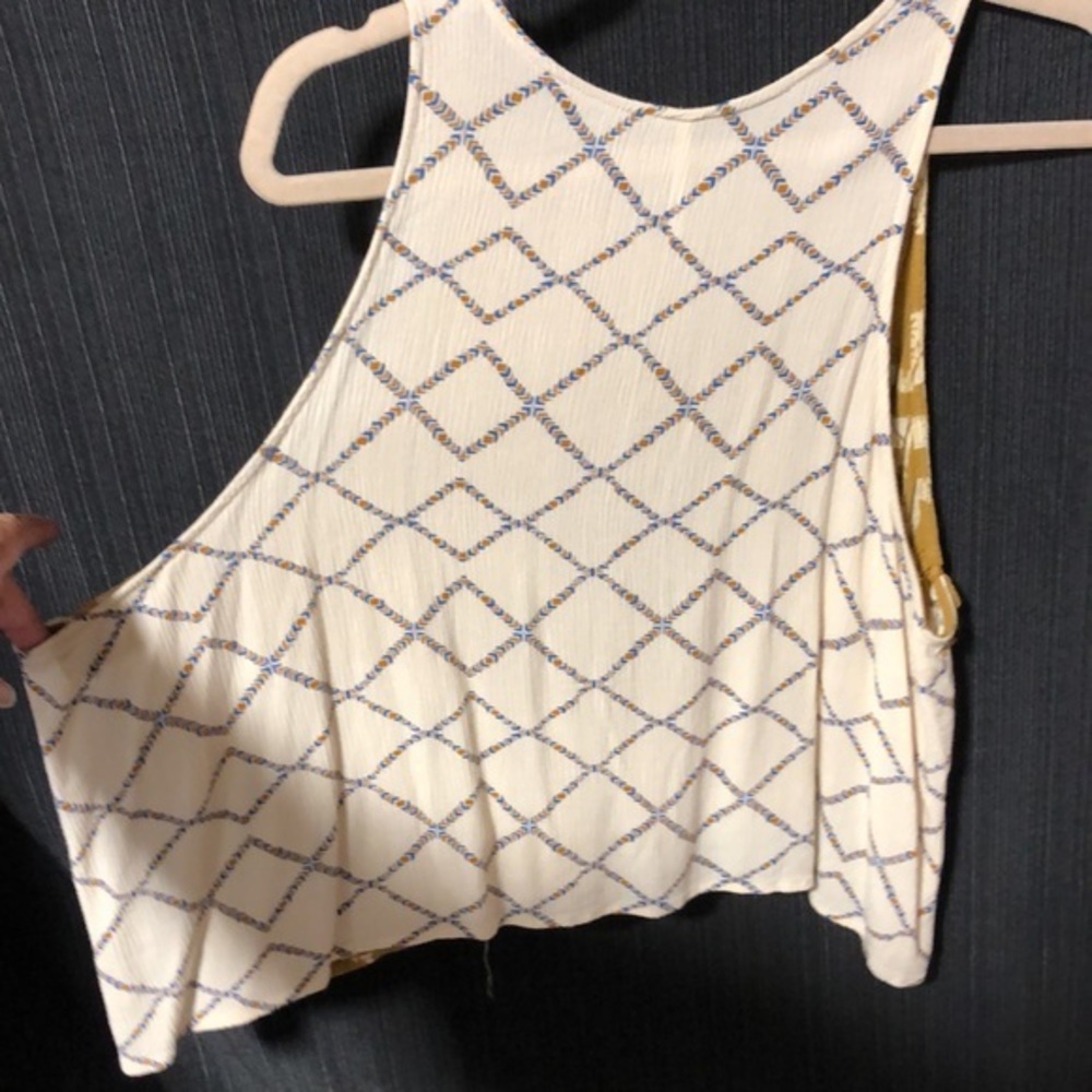 Breezy Free People shirt perfect for pairing with a bralette or bandeau‎ A105 - Picture 6 of 6